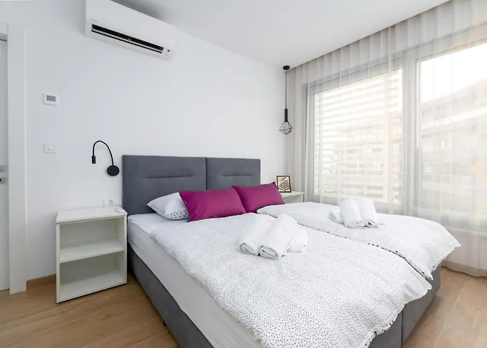 Villa Luxury Semi Detached Smokva 2 - Near Center And Sea - By Traveler Tourist Agency Krk *