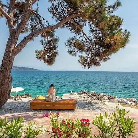 Luxury Semi Detached Smokva 2 - Near Center And Sea - By Traveler Tourist Agency Krk