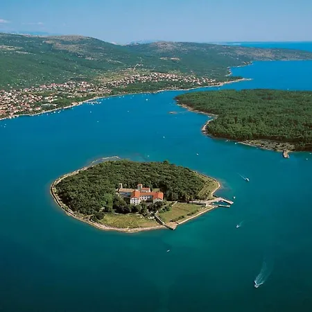 Luxury Semi Detached Smokva 2 - Near Center And Sea - By Traveler Tourist Agency Krk