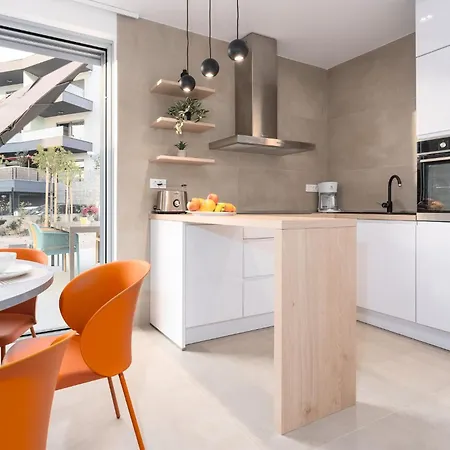 빌라 Luxury Semi Detached Smokva 2 - Near Center And Sea - By Traveler Tourist Agency Krk *