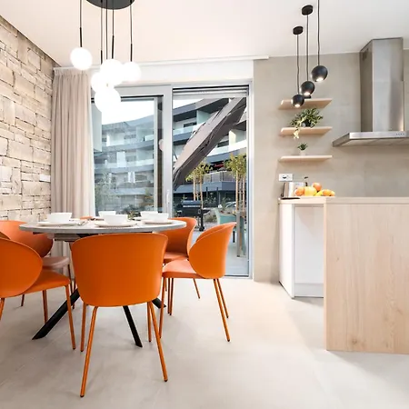 빌라 Luxury Semi Detached Smokva 2 - Near Center And Sea - By Traveler Tourist Agency Krk *