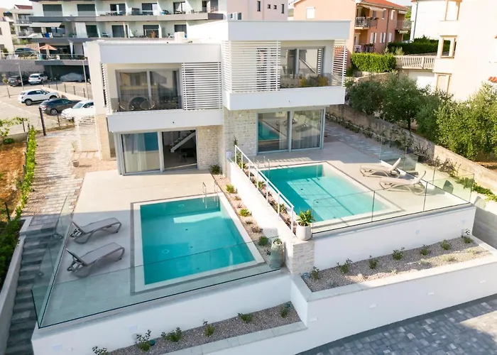 فيلة Luxury Semi Detached Smokva 2 - Near Center And Sea - By Traveler Tourist Agency Krk