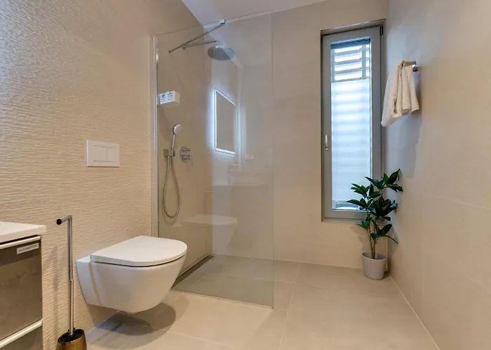Luxury Semi Detached Smokva 2 - Near Center And Sea - By Traveler Tourist Agency Krk
