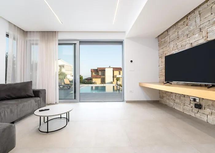 فيلة Luxury Semi Detached Smokva 2 - Near Center And Sea - By Traveler Tourist Agency Krk كرك