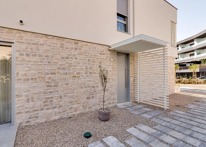 Luxury Semi Detached Smokva 2 - Near Center And Sea - By Traveler Tourist Agency Krk *
