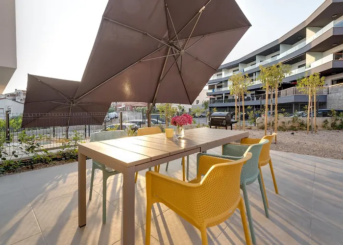 Luxury Semi Detached Smokva 2 - Near Center And Sea - By Traveler Tourist Agency Krk *