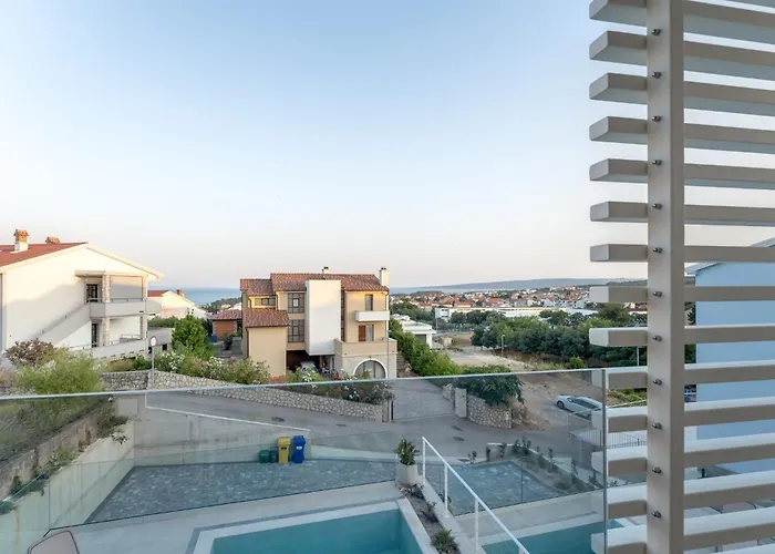 ヴィラ Luxury Semi Detached Smokva 2 - Near Center And Sea - By Traveler Tourist Agency Krk クルク